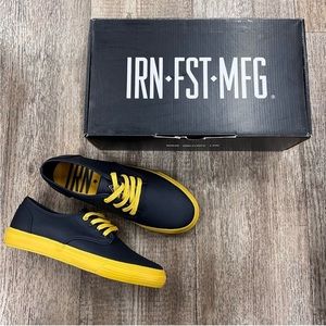 NWT IRON FIST Winston in Navy Size 7 Men’s/8.5 Women